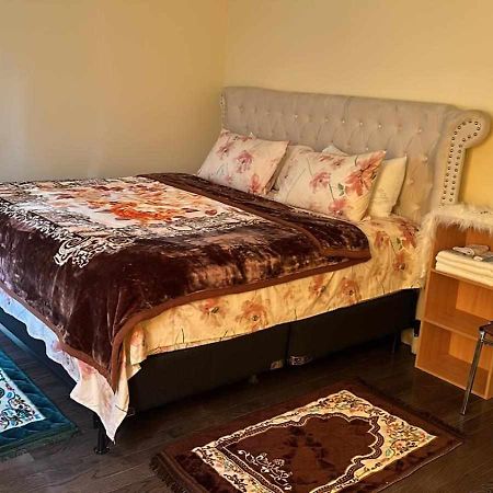 Divine Villa And Resorts 67 Sherman 5Mins To Ewr Airport And 4Mins To Penn Station Newark, 20Mins To New York Exterior foto